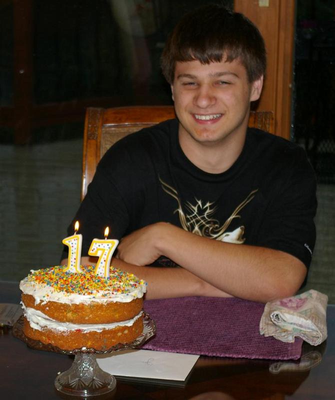 joe bday cake 1.jpg